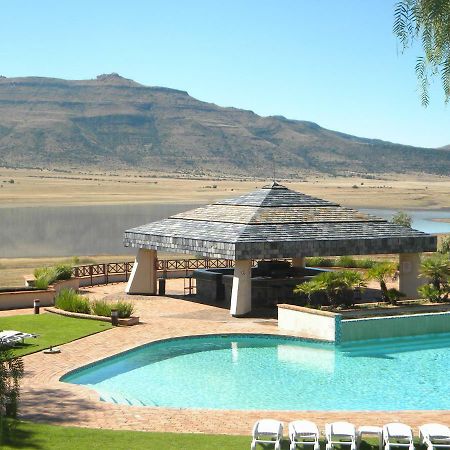 Black Mountain Leisure And Conference Hotel Groothoek Exterior photo