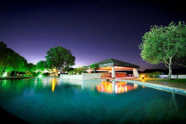 Black Mountain Leisure And Conference Hotel Groothoek Exterior photo