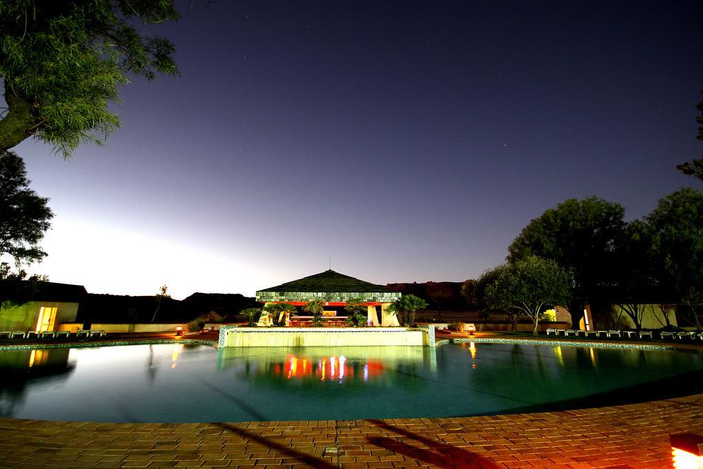 Black Mountain Leisure And Conference Hotel Groothoek Exterior photo